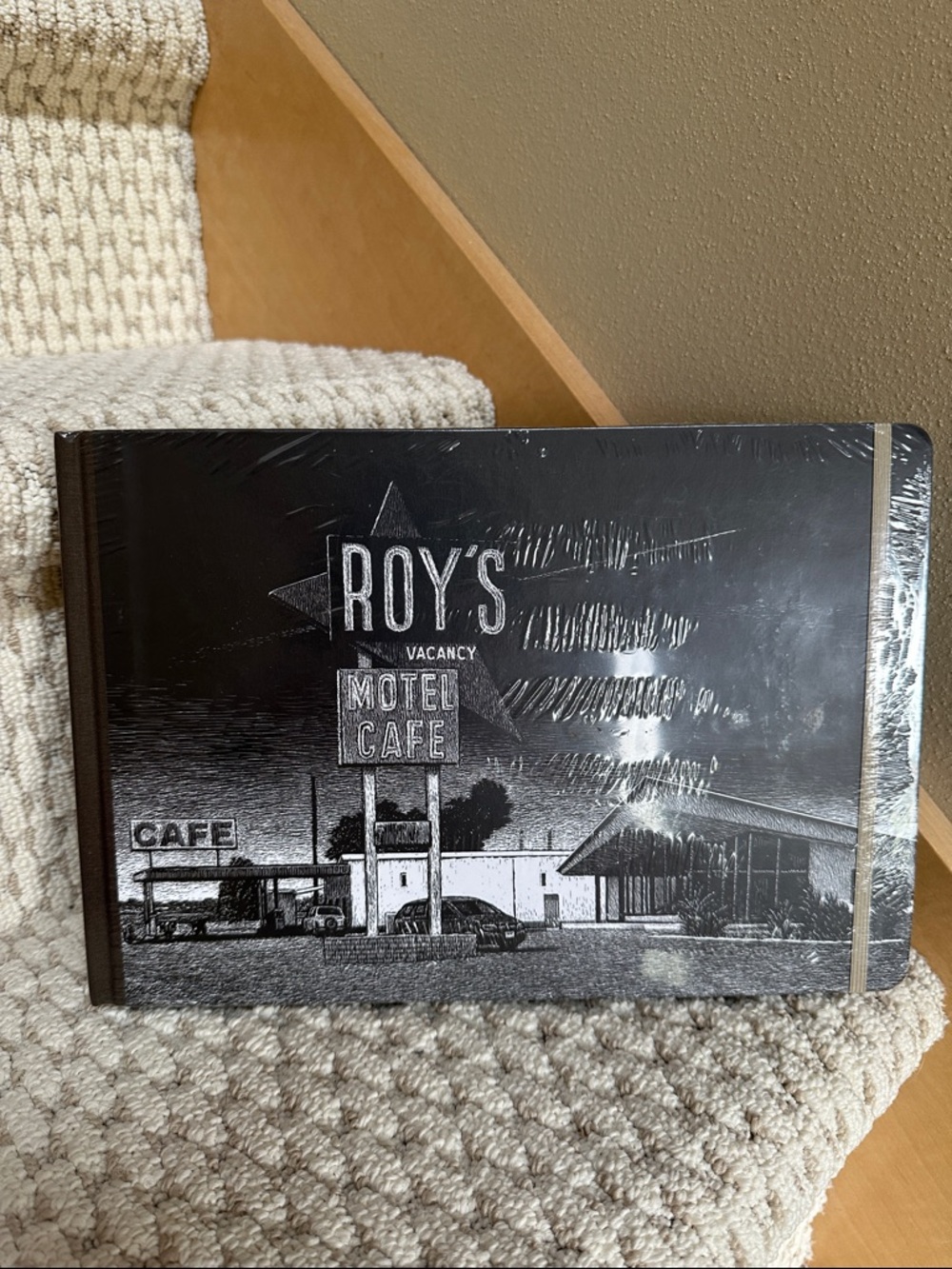 Louis Vuitton Travel Book titled "Route 66".  Brand new in plastic - Picture 4 of 8